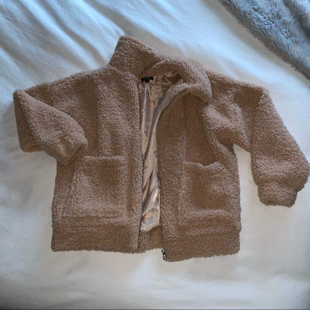 Target, Wild Fable Teddy Coat, Size XS (oversize fit), Tan color